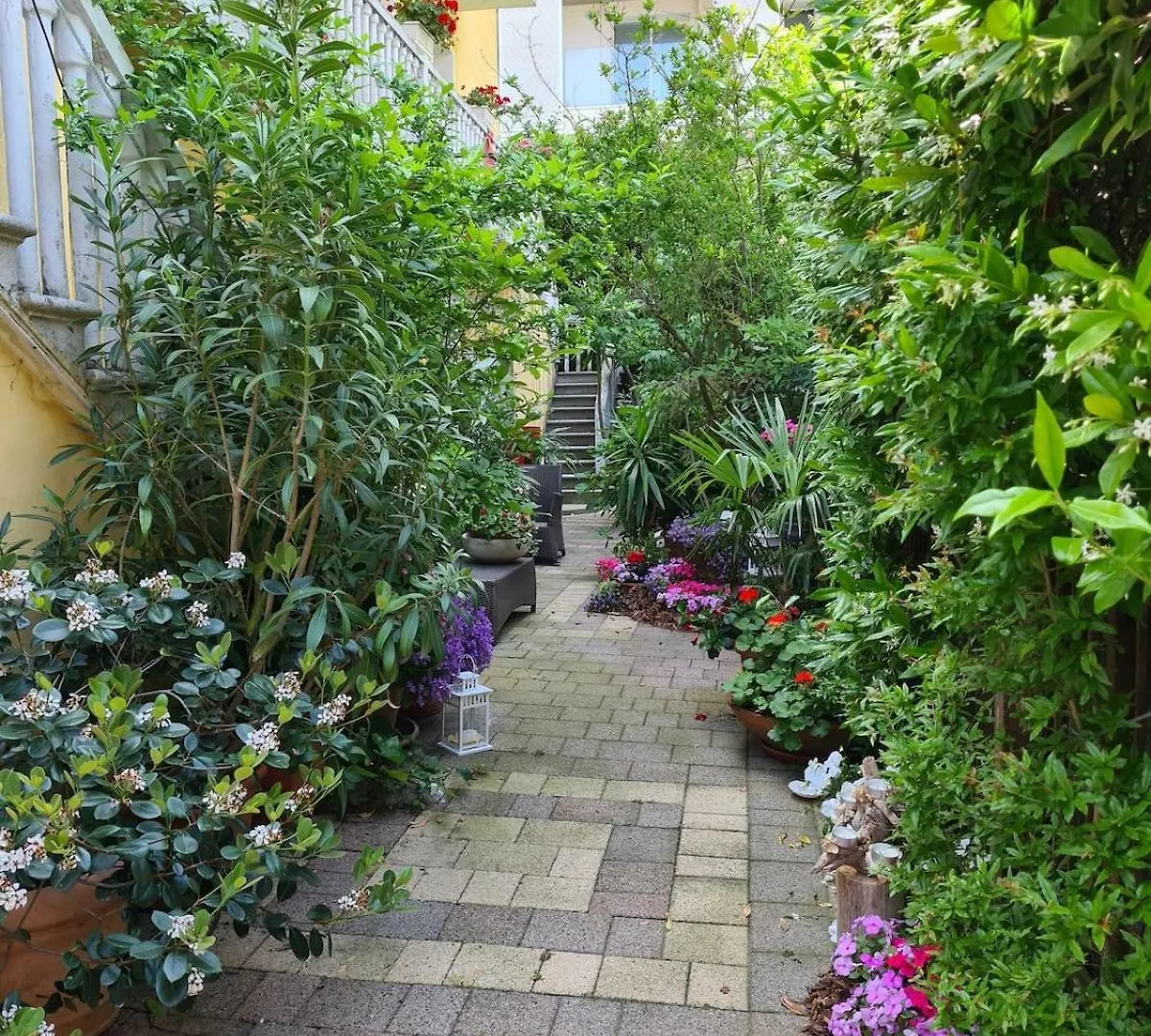 Apartment 2 Bedrooms Villa With Sea View Terrace In Jesolo Italien